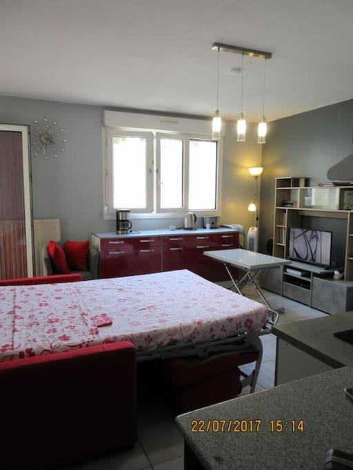 T2 Centre Ville, Wifi, Parking Apartamento *