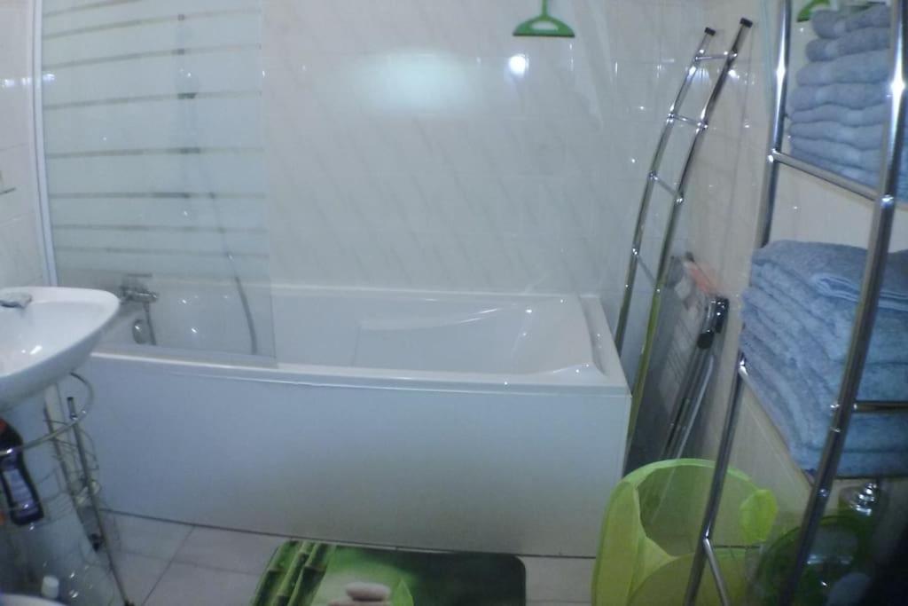T2 Centre Ville, Wifi, Parking Appartement Béziers